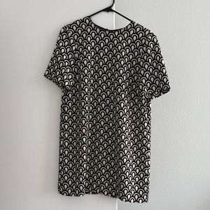 Zara Monochrome Wave Pattern Tee